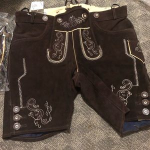 short lederhosen